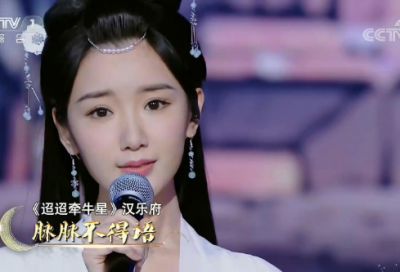 ​关于剪短发的语录 剪了短发经典句子抖音