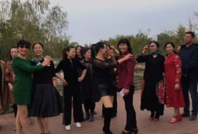 ​家长鼓励孩子的励志寄语大全(家长鼓励孩子的经典语句)