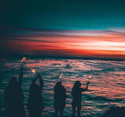 摘抄描写后悔的句子