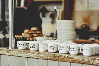 ​描写女生嘴巴的句子42句