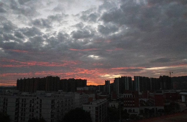 毕业季伤感qq个性网名(166个)