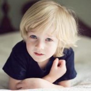 ​发朋友圈的幽默句子 晚安说说致自己 朋友圈(24条)