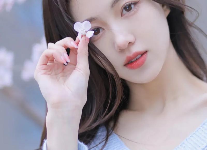 情感语录丨爱,如同细水长流,岁月里深深扎根 情感语录丨爱,如同细水长流,岁月里深深扎根