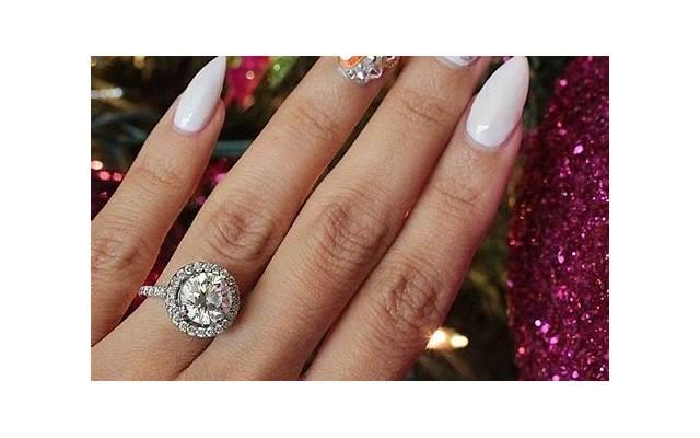 七夕表白情话小视频（描述行尸走肉的七夕表白情话）