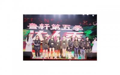 ​大方展现自己 正在恋爱中的男女聊天话题