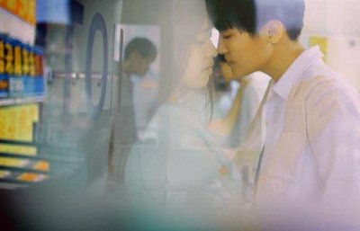 现实句子说说心情（现实心情说说）