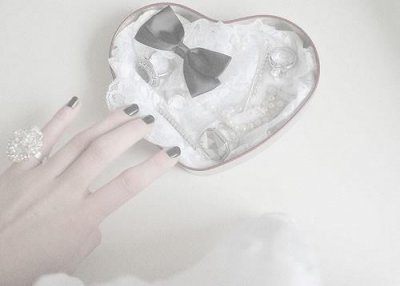 ​优美散文句子摘抄赏析（名家散文优美句子）