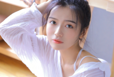 ​微信名女生简单气质475个