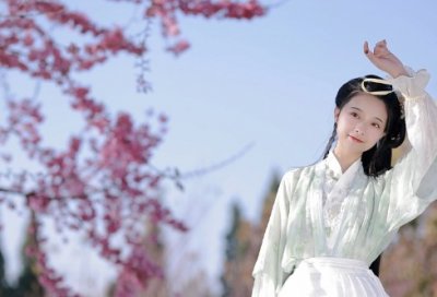 ​让人心酸的句子：不是我不爱，而是我给不起那份伤害