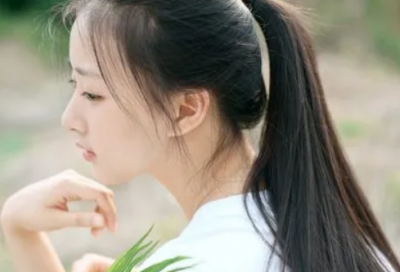 ​伤感无奈的微信名字(精选282个)