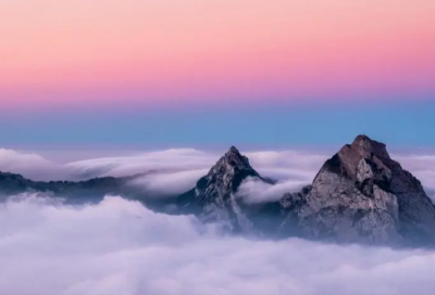 ​带有英文的游戏名字（好听的女英文名有寓意）