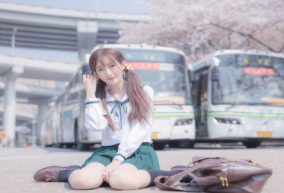 ​暖和人心的情侣网名一左一右(精选206个)